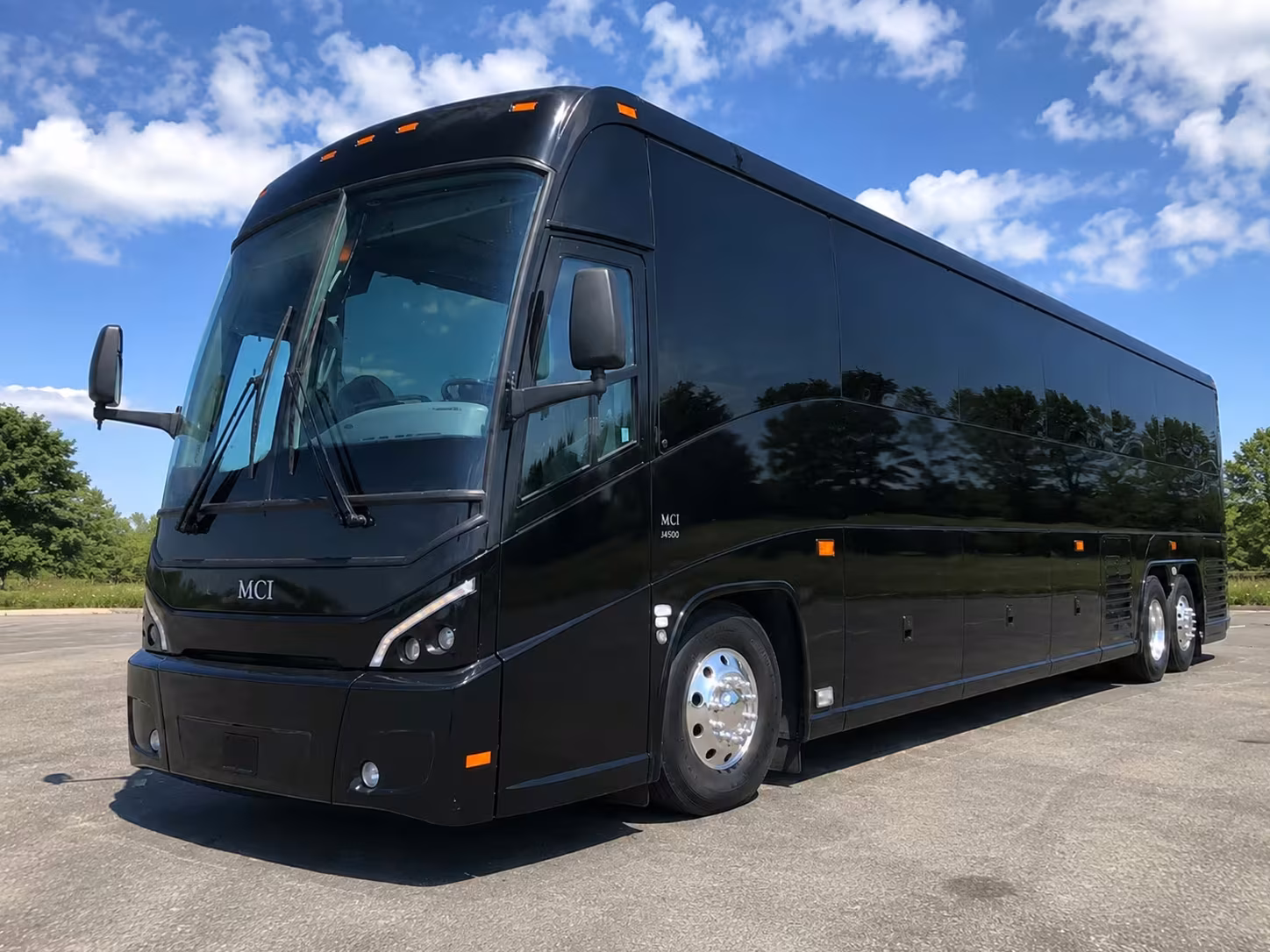 newport news shuttle buses to norfolk tides games at harbor park